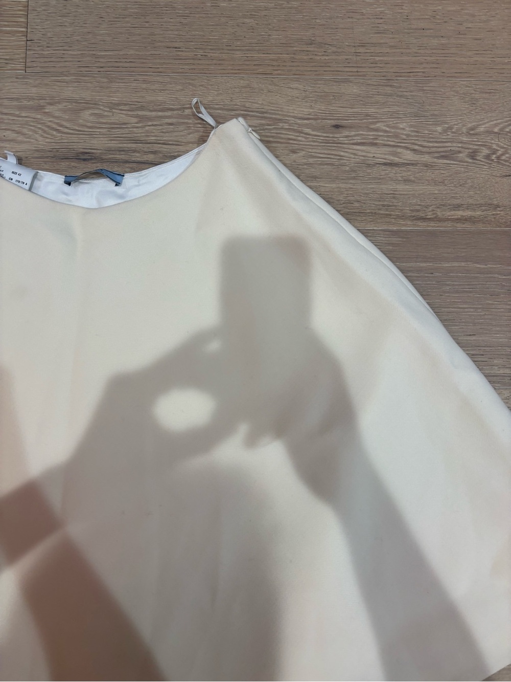 Prada Pale Cream Circle Skirt - Size 42IT - Picture 2 of 8